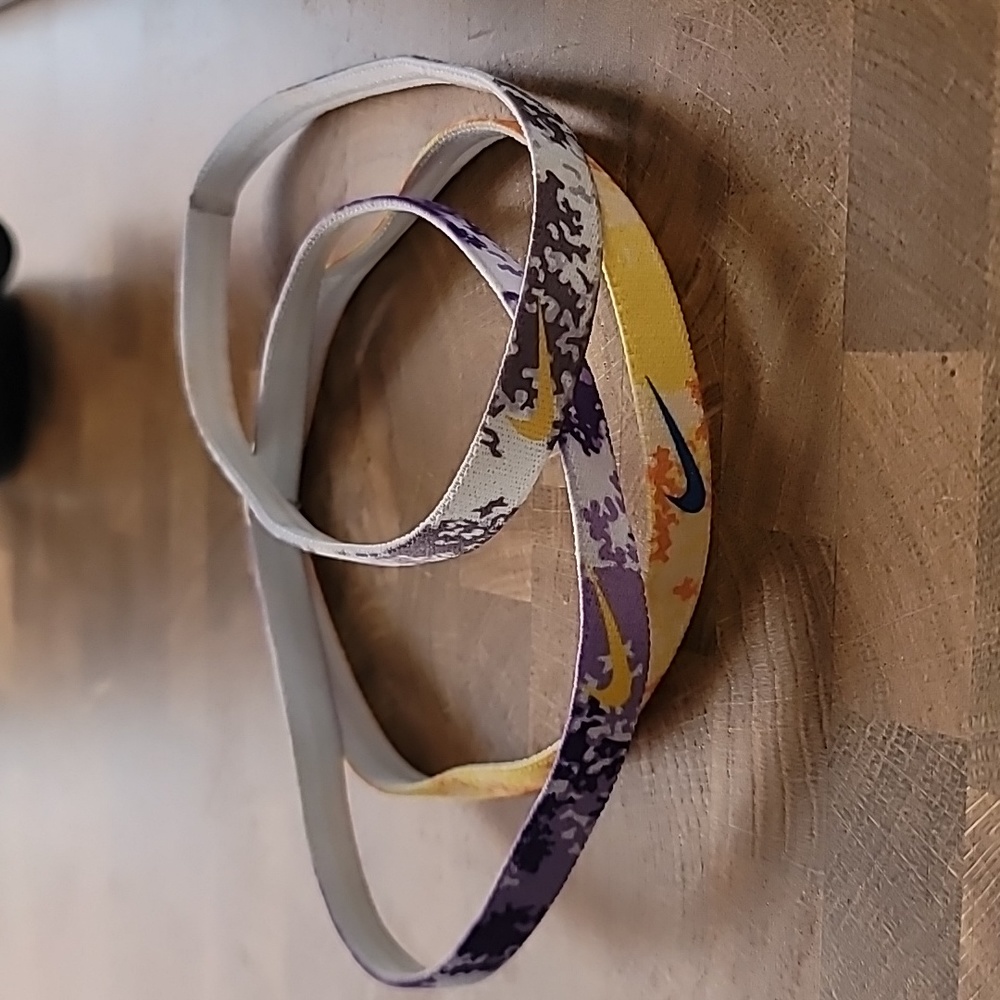 Nike headband